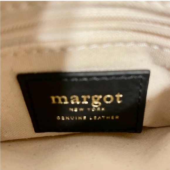 Margot Leather Crossbody Bag - Picture 2 of 6